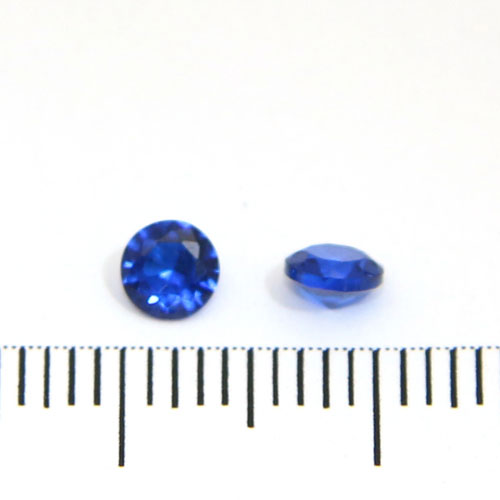 Syntetisk blå spinell 4 mm