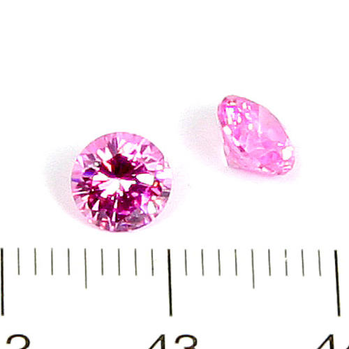 Cubic zircon rund rosa (varm/gultonad) 6 mm