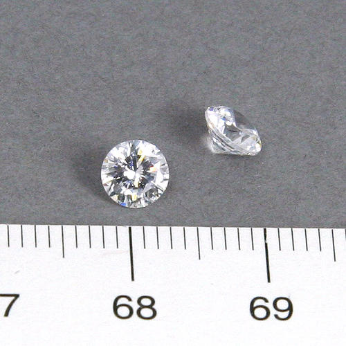 Cubic zircon rund vit 5 mm